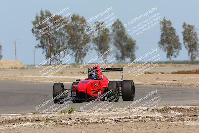 media/May-01-2022-CalClub SCCA (Sun) [[03a481c204]]/Group 6/Qualifying (I5)/